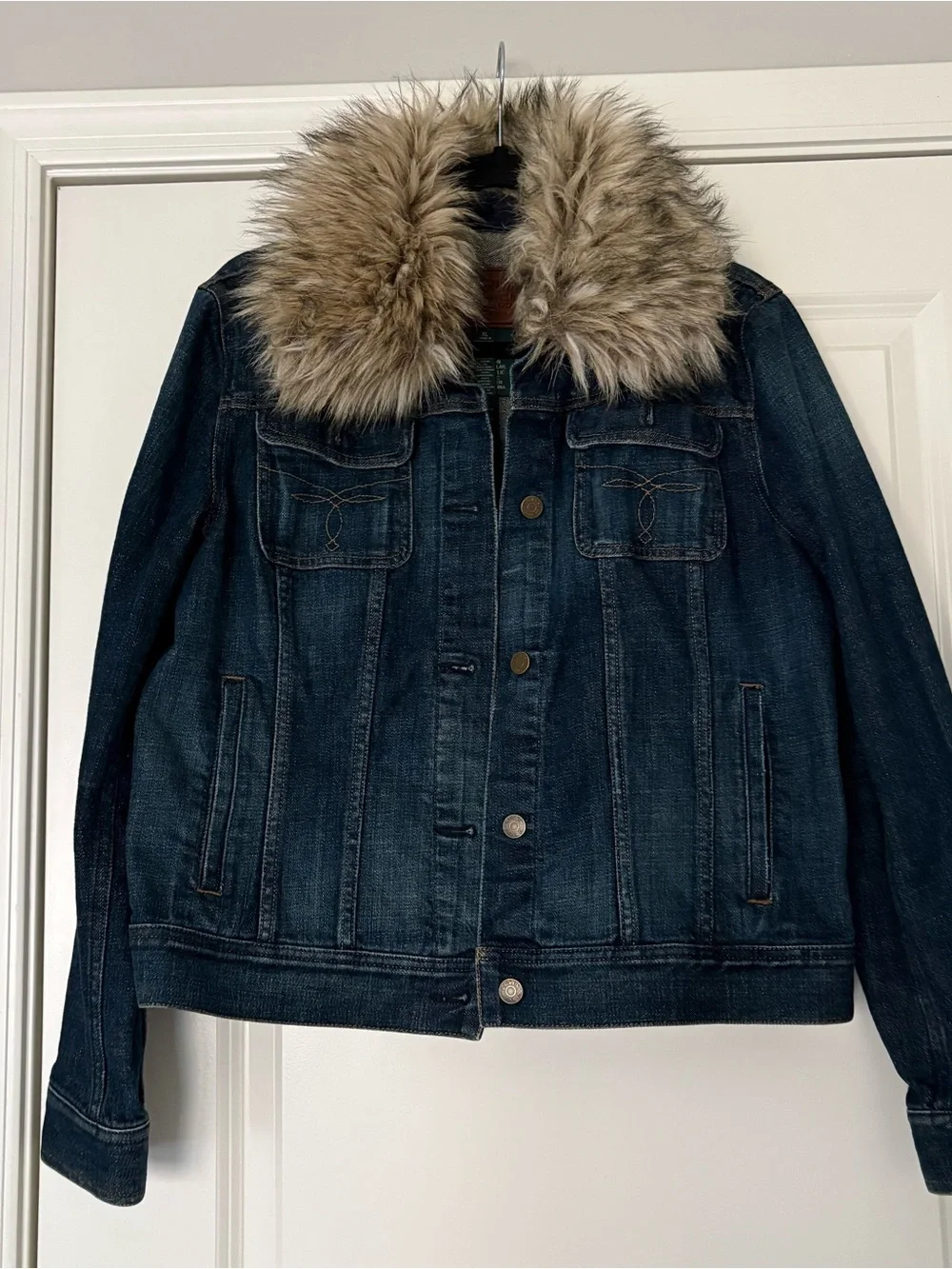 Ralph Lauren Jeans Co. Women’s Faux Fur Collar Dark Denim Jacket - Picture 7 of 11